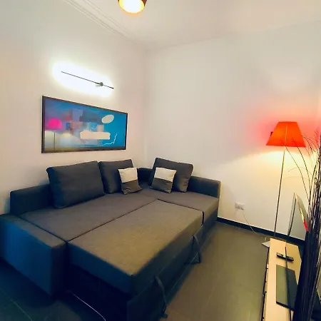 Hc - Appio Skyline Petit Attic *